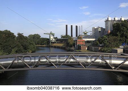 Fernwarme, Rohrleitung auf Rohrleitungsbrucke uber den Berlin-Spandauer Schifffahrtskanal, hinten Kraftwerk Moabit, Ortsteil Moabit, Bezirk Mitte, Berlin, Deutschland, Europa View Large Photo Image Stock Photograph - Fernwarme, Rohrleitung auf Rohrleitungsbrucke uber den Berlin-Spandauer Schifffahrtskanal, hinten Kraftwerk Moabit, Ortsteil Moabit, Bezirk Mitte, Berlin, Deutschland, Europa. Fotosearch