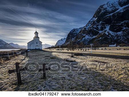 Friedhof mit Grabern und Kirche von Gimsoy, Gimsoykirke, Gimsoy, Lofoten, Norwegen, Europa View Large Photo Image Stock Photo - Friedhof mit Grabern und Kirche von Gimsoy, Gimsoykirke, Gimsoy, Lofoten, Norwegen, Europa. Fotosearch
