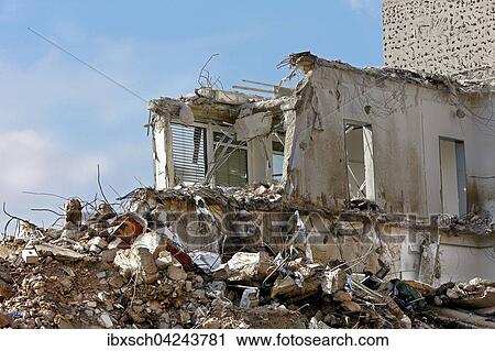 Stock Image - Gebaudeabriss, Munchen, Deutschland, Europa. Fotosearch