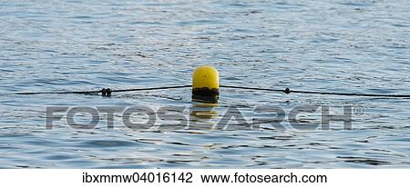 Stock Image - Gelbe Boje an Seilen, Sestri Levante, Ligurien, Italien, Europa. Fotosearch