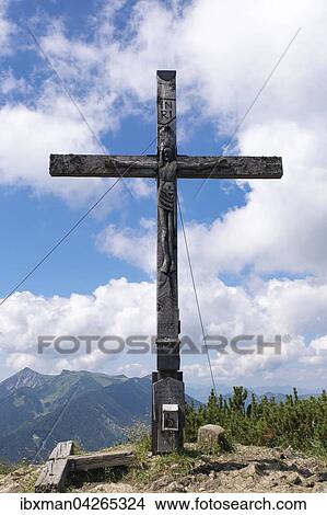 Gipfelkreuz von Hochplatte, bei Marquartstein, Chiemgauer Alpen, Chiemgau, Oberbayern, Bayern, Deutschland, Europa View Large Photo Image Picture - Gipfelkreuz von Hochplatte, bei Marquartstein, Chiemgauer Alpen, Chiemgau, Oberbayern, Bayern, Deutschland, Europa. Fotosearch