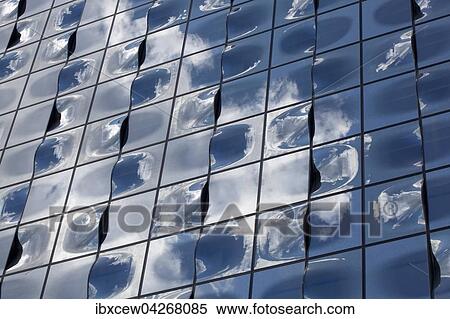 Glasfassade der Elbphilharmonie mit Wolkenspiegelung, Hamburg, Deutschland, Europa View Large Photo Image Stock Photography - Glasfassade der Elbphilharmonie mit Wolkenspiegelung, Hamburg, Deutschland, Europa. Fotosearch