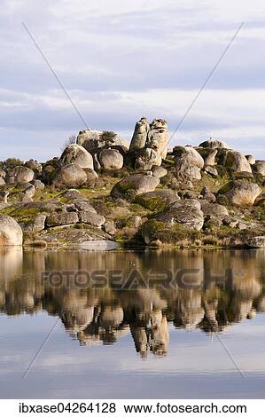 Granitfelsen mit Storchennestern, Weissstorche (Ciconia ciconia), Naturschutzgebiet Los Barruecos, Extremadura, Spanien, Europa View Large Photo Image Stock Photo - Granitfelsen mit Storchennestern, Weissstorche (Ciconia ciconia), Naturschutzgebiet Los Barruecos, Extremadura, Spanien, Europa. Fotosearch
