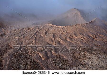 Heisse Quellen mit Schlammlochern und Dampf, Geysirfeld Sol de Manana, Altiplano, Bolivien, Sudamerika View Large Photo Image Stock Photograph - Heisse Quellen mit Schlammlochern und Dampf, Geysirfeld Sol de Manana, Altiplano, Bolivien, Sudamerika. Fotosearch