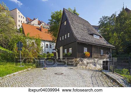 Picture - Hexenhaus an der Fischerpforte, eines der altesten Hauser der Stadt, Bautzen, Sachsen, Deutschland, Europa. Fotosearch