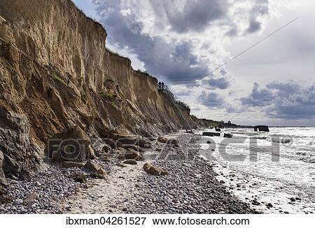 Stock Photo - Hohes Ufer mit Treppe, Ostsee bei Ahrenshoop, Fischland, Fischland-Darss-Zingst, Mecklenburg-Vorpommern, Deutschland, Europa. Fotosearch