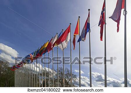 Internationale Flaggen vor dem Europarat, Strassburg, Elsass, Frankreich, Europa View Large Photo Image Stock Image - Internationale Flaggen vor dem Europarat, Strassburg, Elsass, Frankreich, Europa. Fotosearch
