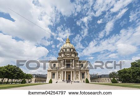 Stock Photo - Invalidendom oder Les Invalides, Dome des Invalides, Paris, Ile-de-France, Frankreich,, Europa. Fotosearch
