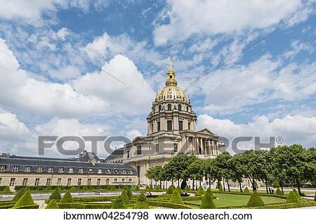 Invalidendom oder Les Invalides, Dome des Invalides, Paris, Ile-de-France, Frankreich, Europa View Large Photo Image Stock Photo - Invalidendom oder Les Invalides, Dome des Invalides, Paris, Ile-de-France, Frankreich, Europa. Fotosearch