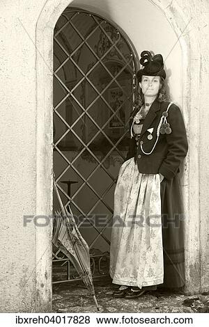 Junge Frau in Tracht, fur die Region Achensee typische Tiroler Tracht, Achenkirch am Achensee, Tirol, Osterreich, Europa View Large Photo Image Stock Photo - Junge Frau in Tracht, fur die Region Achensee typische Tiroler Tracht, Achenkirch am Achensee, Tirol, Osterreich, Europa. Fotosearch