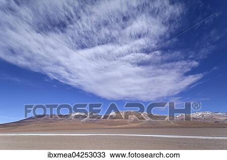 Karge Wuste, Hochebene Altiplano, bei Uyuni, Grenze Bolivien, Chile, Sudamerika View Large Photo Image Stock Image - Karge Wuste, Hochebene Altiplano, bei Uyuni, Grenze Bolivien, Chile, Sudamerika. Fotosearch