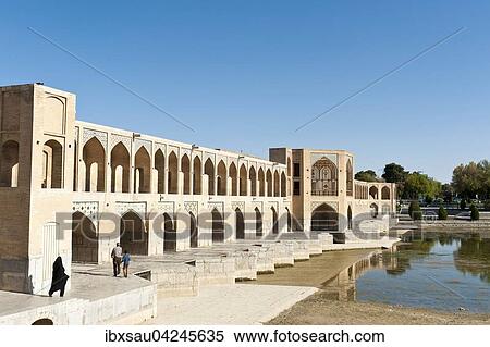 Khaju-Brucke uber Fluss Zayandeh Rud, Pol-e Chadschu, Isfahan, Iran View Large Photo Image Stock Photography - Khaju-Brucke uber Fluss Zayandeh Rud, Pol-e Chadschu, Isfahan, Iran. Fotosearch