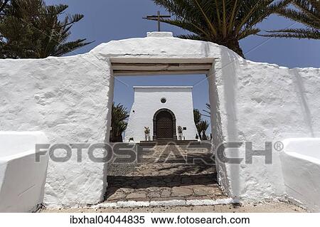 Kirche, Kapelle, Ermita de las Nieves, Risco de Famara, Lanzarote, Kanarische Inseln, Spanien, Europa View Large Photo Image Stock Photography - Kirche, Kapelle, Ermita de las Nieves, Risco de Famara, Lanzarote, Kanarische Inseln, Spanien, Europa. Fotosearch