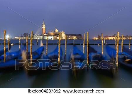 Kirche San Giorgio Maggiore mit Gondeln, Venedig, Venetien, Italien, Europa View Large Photo Image Stock Image - Kirche San Giorgio Maggiore mit Gondeln, Venedig, Venetien, Italien, Europa. Fotosearch