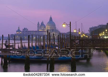 Kirche Santa Maria della Salute mit Gondeln, Venedig, Venetien, Italien, Europa View Large Photo Image Picture - Kirche Santa Maria della Salute mit Gondeln, Venedig, Venetien, Italien, Europa. Fotosearch