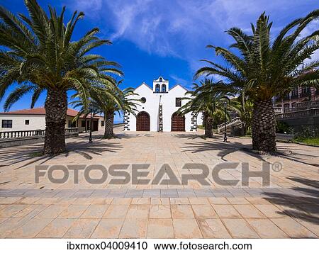 Kirche von Garafia, Plaza Baltazar Martin, Santo Domingo de Garafia, La Palma, Kanarische Inseln, Spanien, Europa View Large Photo Image Stock Image - Kirche von Garafia, Plaza Baltazar Martin, Santo Domingo de Garafia, La Palma, Kanarische Inseln, Spanien, Europa. Fotosearch