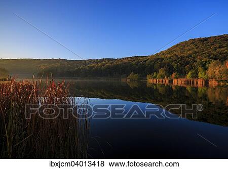 Stock Photo - Kleiner See, Wandersleben, Thuringen, Deutschland, Europa. Fotosearch