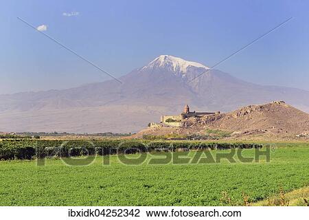 Stock Image - Kloster Chor Virap vor dem Berg Ararat, Armenien, Asien. Fotosearch