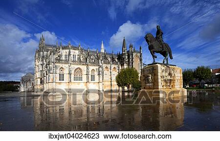 Kloster Mosteiro da Batalha mit Reiterstatue von Nuno Alvares Pereira, Unesco-Weltkulturerbe, Batalha, Region Centro, Portugal, Europa View Large Photo Image Stock Image - Kloster Mosteiro da Batalha mit Reiterstatue von Nuno Alvares Pereira, Unesco-Weltkulturerbe, Batalha, Region Centro, Portugal, Europa. Fotosearch