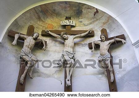 Kreuzigungsgruppe neben der Kirche Mariae Himmelfahrt in Burg bei Tengling, Rupertiwinkel, Chiemgau, Oberbayern, Bayern, Deutschland, Europa View Large Photo Image Stock Image - Kreuzigungsgruppe neben der Kirche Mariae Himmelfahrt in Burg bei Tengling, Rupertiwinkel, Chiemgau, Oberbayern, Bayern, Deutschland, Europa. Fotosearch