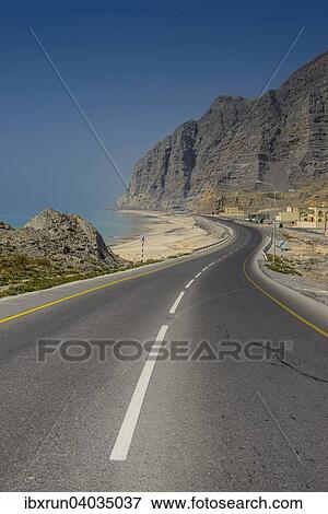 Kustenstrasse nach Khasab, Musandam, Oman, Asien View Large Photo Image Stock Photo - Kustenstrasse nach Khasab, Musandam, Oman, Asien. Fotosearch