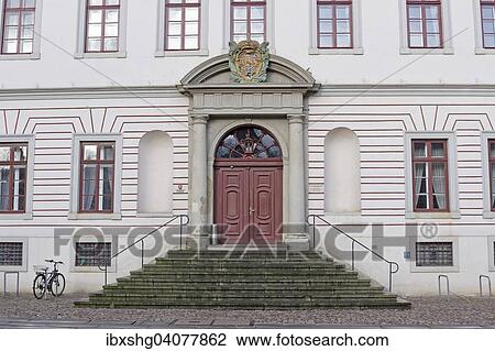 Landgericht, Luneburg, Niedersachsen, Deutschland, Europa View Large Photo Image Stock Image - Landgericht, Luneburg, Niedersachsen, Deutschland, Europa. Fotosearch