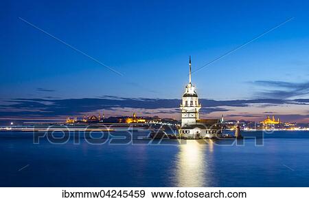 Leuchtturm, Leanderturm oder Madchenturm, Kiz Kulesi, bei Nacht, Insel im Bosporus, Uskudar, Istanbul Turkei View Large Photo Image Stock Photo - Leuchtturm, Leanderturm oder Madchenturm, Kiz Kulesi, bei Nacht, Insel im Bosporus, Uskudar, Istanbul Turkei. Fotosearch