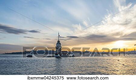 Leuchtturm, Leanderturm oder Madchenturm, Kiz Kulesi, bei Sonnenuntergang, Insel im Bosporus, Uskudar, Istanbul Turkei View Large Photo Image Stock Photography - Leuchtturm, Leanderturm oder Madchenturm, Kiz Kulesi, bei Sonnenuntergang, Insel im Bosporus, Uskudar, Istanbul Turkei. Fotosearch
