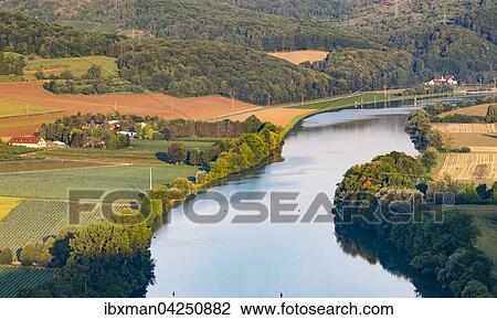 Stock Image - Main bei Gambach, gesehen vom Grainberg, Gemeinde Karlstadt, Unterfranken, Franken, Bayern, Deutschland, Europa. Fotosearch