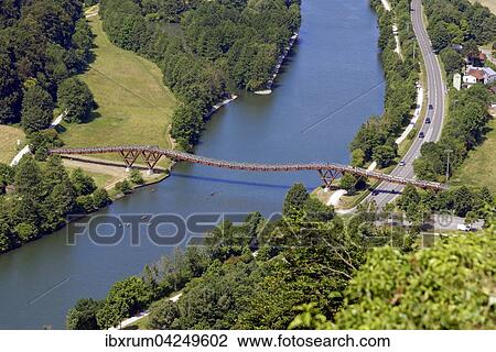 Main-Donau-Kanal mit der Spannband Holzbrucke Tatzelwurm bei Essing, Bayern, Deutschland, Europa View Large Photo Image Stock Image - Main-Donau-Kanal mit der Spannband Holzbrucke Tatzelwurm bei Essing, Bayern, Deutschland, Europa. Fotosearch