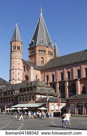 Stock Image - Mainzer Dom St. Martin, Markt, Mainz, Rheinland-Pfalz, Deutschland, Europa. Fotosearch