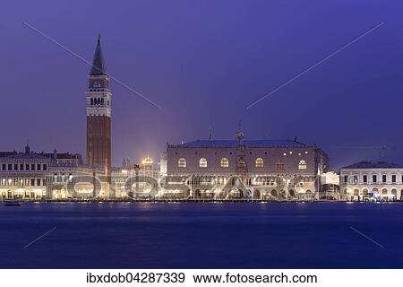 Markusplatz mit Glockenturm Campanile und Dogenpalast, Palazzo Ducale, Venedig, Venetien, Italien, Europa View Large Photo Image Stock Photo - Markusplatz mit Glockenturm Campanile und Dogenpalast, Palazzo Ducale, Venedig, Venetien, Italien, Europa. Fotosearch