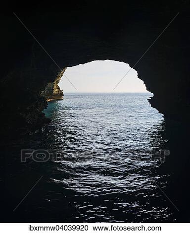Stock Image - Meereshohle, Bonifacio, Korsika, Frankreich, Europa. Fotosearch