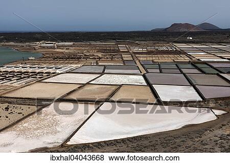 Meersalzgewinnung, Salinen von Janubio, Salinas de Janubio, Lanzarote, Kanarische Inseln, Spanien, Europa View Large Photo Image Stock Photo - Meersalzgewinnung, Salinen von Janubio, Salinas de Janubio, Lanzarote, Kanarische Inseln, Spanien, Europa. Fotosearch