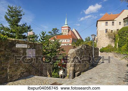Muhltorgasse an der Fischerpforte mit Turm der Alten Wasserkunst und Michaeliskirche, Bautzen, Sachsen, Deutschland, Europa View Large Photo Image Stock Photography - Muhltorgasse an der Fischerpforte mit Turm der Alten Wasserkunst und Michaeliskirche, Bautzen, Sachsen, Deutschland, Europa. Fotosearch