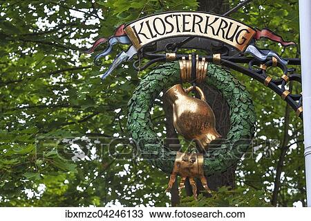 Nasenschild Klosterkrug, ehemaliges Gasthaus von 1570, heute italienisches Restaurant, Luneburg, Niedersachsen, Deutschland, Europa View Large Photo Image Stock Image - Nasenschild Klosterkrug, ehemaliges Gasthaus von 1570, heute italienisches Restaurant, Luneburg, Niedersachsen, Deutschland, Europa. Fotosearch