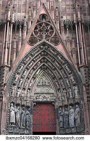 Stock Image - Nordliches Portal der Westfassade vom Strassburger Munster, Strassburg, Elsass, Frankreich, Europa. Fotosearch