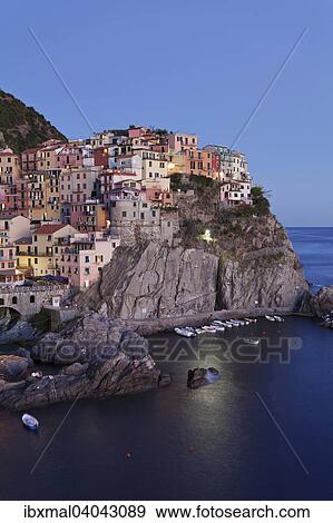 Stock Photo - Ortsansicht, Manarola, Cinque Terre, Rivera di Levante, Provinz La Spezia, Ligurien, Italien, Europa. Fotosearch