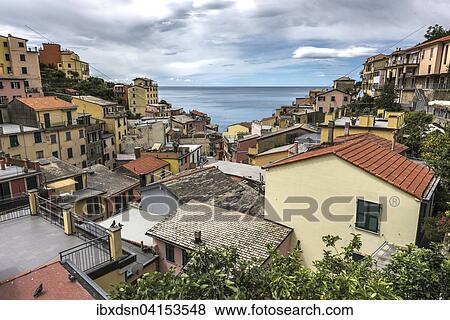Stock Photo - Ortsansicht, Riomaggiore, La Spezia, Cinque Terre, Italien, Europa. Fotosearch