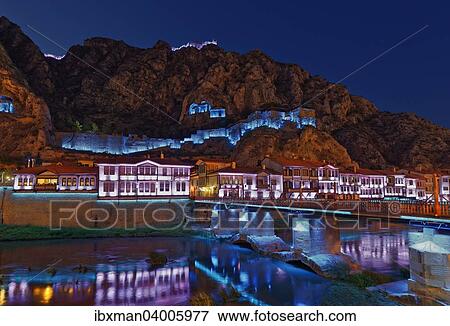 Osmanische Hauser am Fluss Yesilirmak und Burgberg in nachtlicher Beleuchtung, Amasya, Schwarzmeerregion, Turkei, Asien View Large Photo Image Stock Photo - Osmanische Hauser am Fluss Yesilirmak und Burgberg in nachtlicher Beleuchtung, Amasya, Schwarzmeerregion, Turkei, Asien. Fotosearch