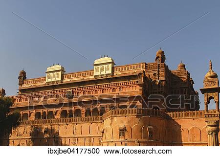 Ost-Fassade, Hauptzugang, Fort Junagarh, Stadtpalast, Bikaner, Rajasthan, Indien, Asien View Large Photo Image Stock Image - Ost-Fassade, Hauptzugang, Fort Junagarh, Stadtpalast, Bikaner, Rajasthan, Indien, Asien. Fotosearch