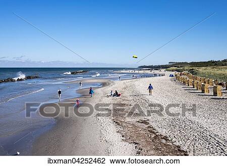 Ostsee-Strand, Ostseebad Wustrow, Fischland, Fischland-Darss-Zingst, Mecklenburg-Vorpommern, Deutschland, Europa View Large Photo Image Stock Image - Ostsee-Strand, Ostseebad Wustrow, Fischland, Fischland-Darss-Zingst, Mecklenburg-Vorpommern, Deutschland, Europa. Fotosearch