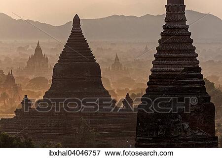 Pagodenfeld im Morgennebel, Stupa, Pagode, Tempelanlage, Bagan, Myanmar, Asien View Large Photo Image Stock Photo - Pagodenfeld im Morgennebel, Stupa, Pagode, Tempelanlage, Bagan, Myanmar, Asien. Fotosearch