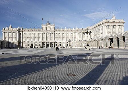 Palacio Real, konigliches Schloss, Madrid, Spanien, Europa View Large Photo Image Stock Photo - Palacio Real, konigliches Schloss, Madrid, Spanien, Europa. Fotosearch