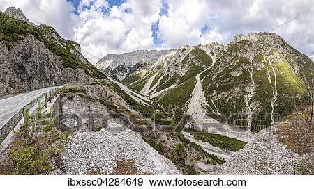 Passstrasse Hahntennjoch, Tirol, Osterreich, Europa View Large Photo Image Stock Photo - Passstrasse Hahntennjoch, Tirol, Osterreich, Europa. Fotosearch