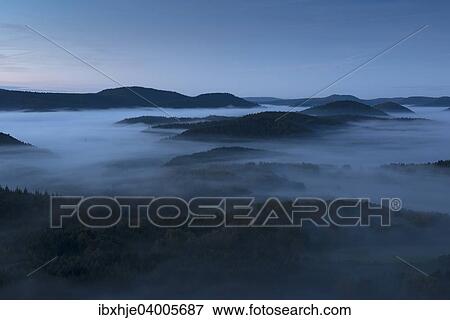 Stock Photo - Pfalzer Wald, von der Burgruine Lindelbrunn, Dahner Felsenland, Dahn, Pfalz, Rheinland-Pfalz, Deutschland, Europa. Fotosearch