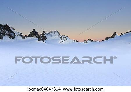 Plateau du Trient mit Tete Blanche und Petite Fourche, Mont-Blanc-Massiv, Alpen, Wallis, Schweiz, Europa View Large Photo Image Picture - Plateau du Trient mit Tete Blanche und Petite Fourche, Mont-Blanc-Massiv, Alpen, Wallis, Schweiz, Europa. Fotosearch