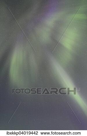 Stock Image - Polarlicht auf den Lofoten, Norwegen, Europa. Fotosearch