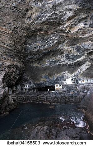 Prois de Candelaria, Cueva de Candelaria, ehemaliges Piratennest bzw. Schmugglernest, bei Tijarafe, La Palma, Kanarische Inseln, Spanien, Europa View Large Photo Image Stock Image - Prois de Candelaria, Cueva de Candelaria, ehemaliges Piratennest bzw. Schmugglernest, bei Tijarafe, La Palma, Kanarische Inseln, Spanien, Europa. Fotosearch