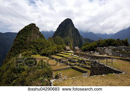 Ruinenstadt, Inkastadt Machu Picchu, hinten Berg Huayna Picchu, UNESCO-Weltkulturerbe, Urubambatal, Provinz Cusco, Peru, Sudamerika View Large Photo Image Stock Image - Ruinenstadt, Inkastadt Machu Picchu, hinten Berg Huayna Picchu, UNESCO-Weltkulturerbe, Urubambatal, Provinz Cusco, Peru, Sudamerika. Fotosearch